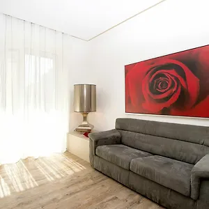 rezervați aici
